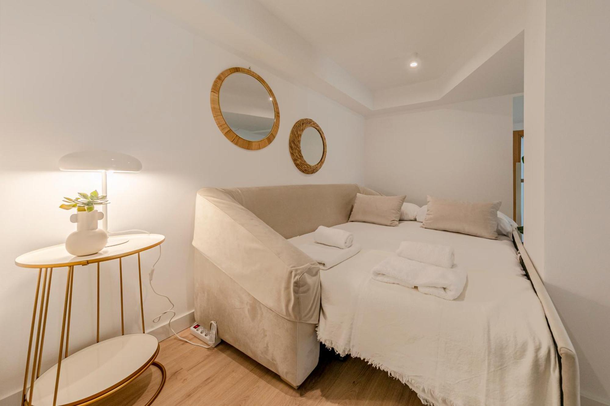 Isg Apartments Conde Negro 10 Sevilla Bagian luar foto