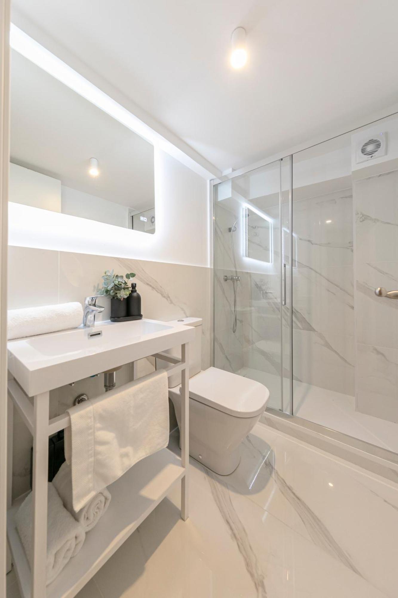 Isg Apartments Conde Negro 10 Sevilla Bagian luar foto